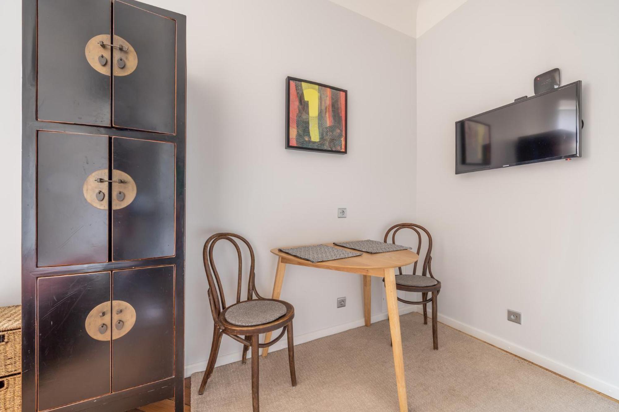 Baltic Design Apartments With Free Parking And Self Check In Riga Bilik gambar
